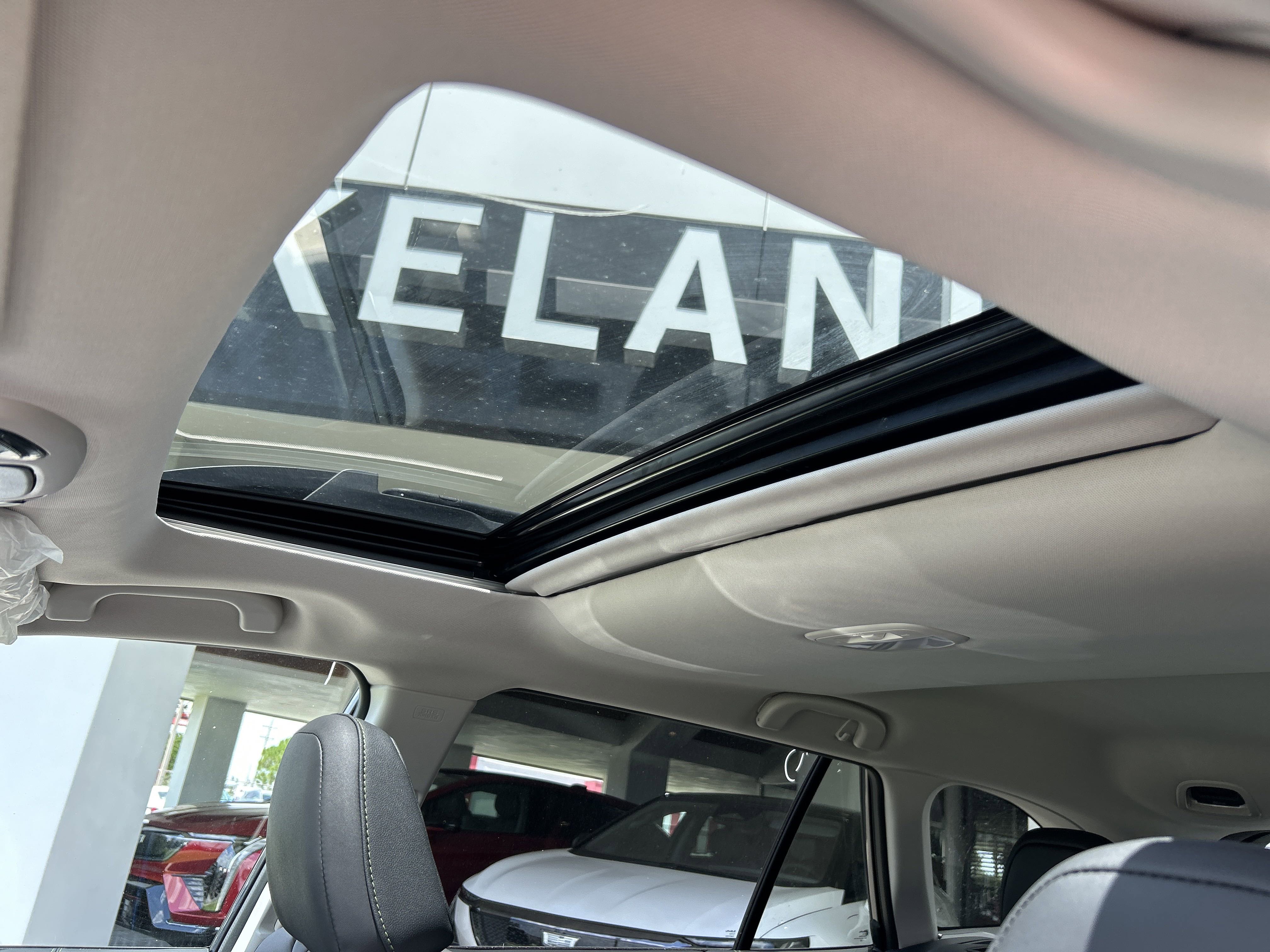 2025 Subaru Outback Onyx Edition photo 4