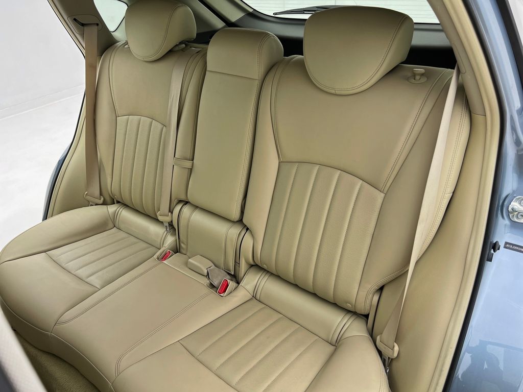 2017 Infiniti QX50 Base photo 18