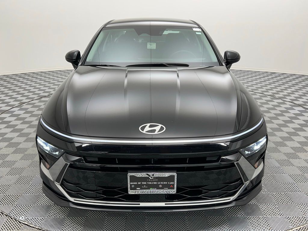 2024 Hyundai Sonata Hybrid SEL photo 2