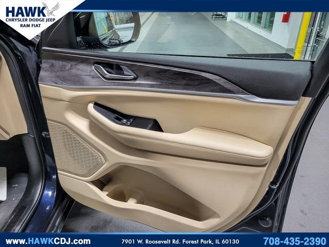 2024 JEEP GRAND CHEROKEE - Image 32