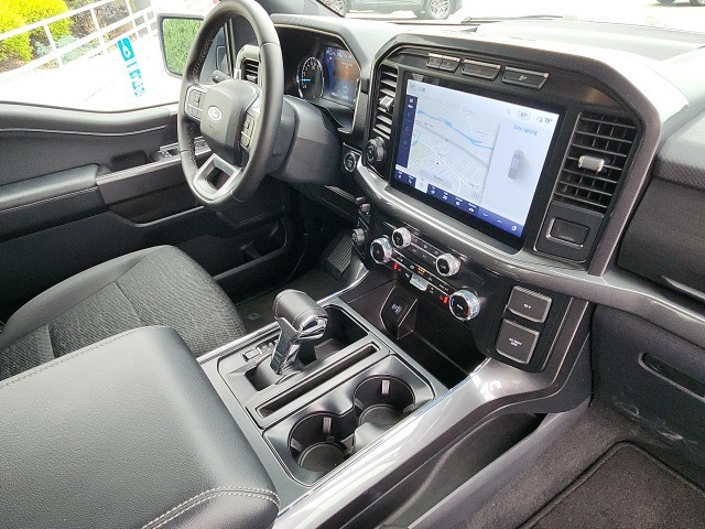 2023 Ford F-150 XLT photo 22