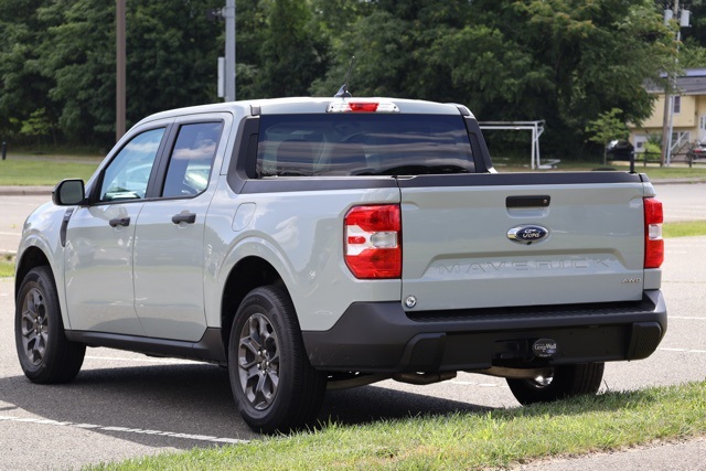 2024 Ford Maverick XLT photo 8