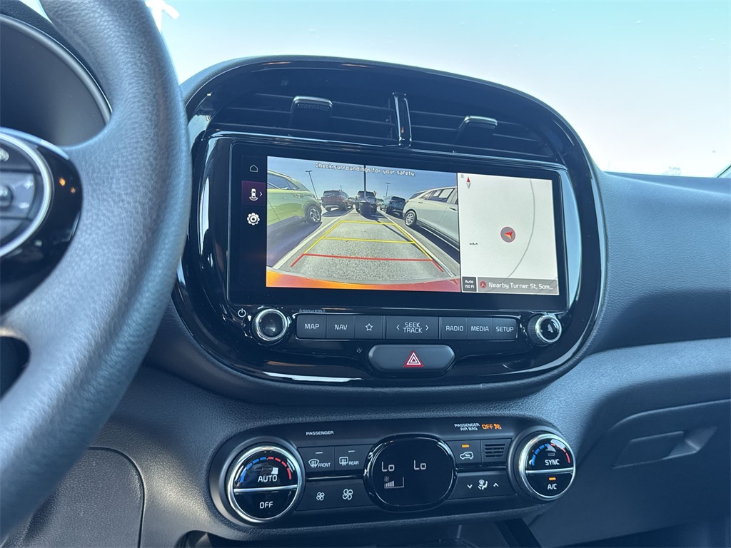 2023 Kia Soul S photo 22