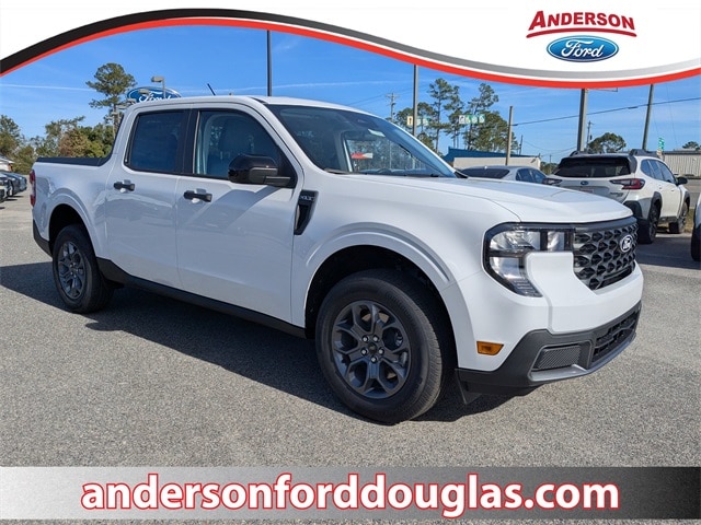 2025 Ford Maverick XLT's photo