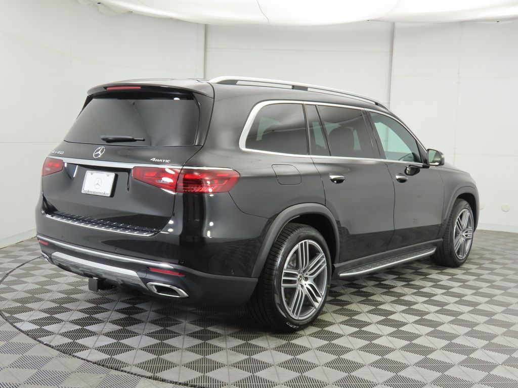 2025 Mercedes Benz GLS 450 4MATIC photo 5