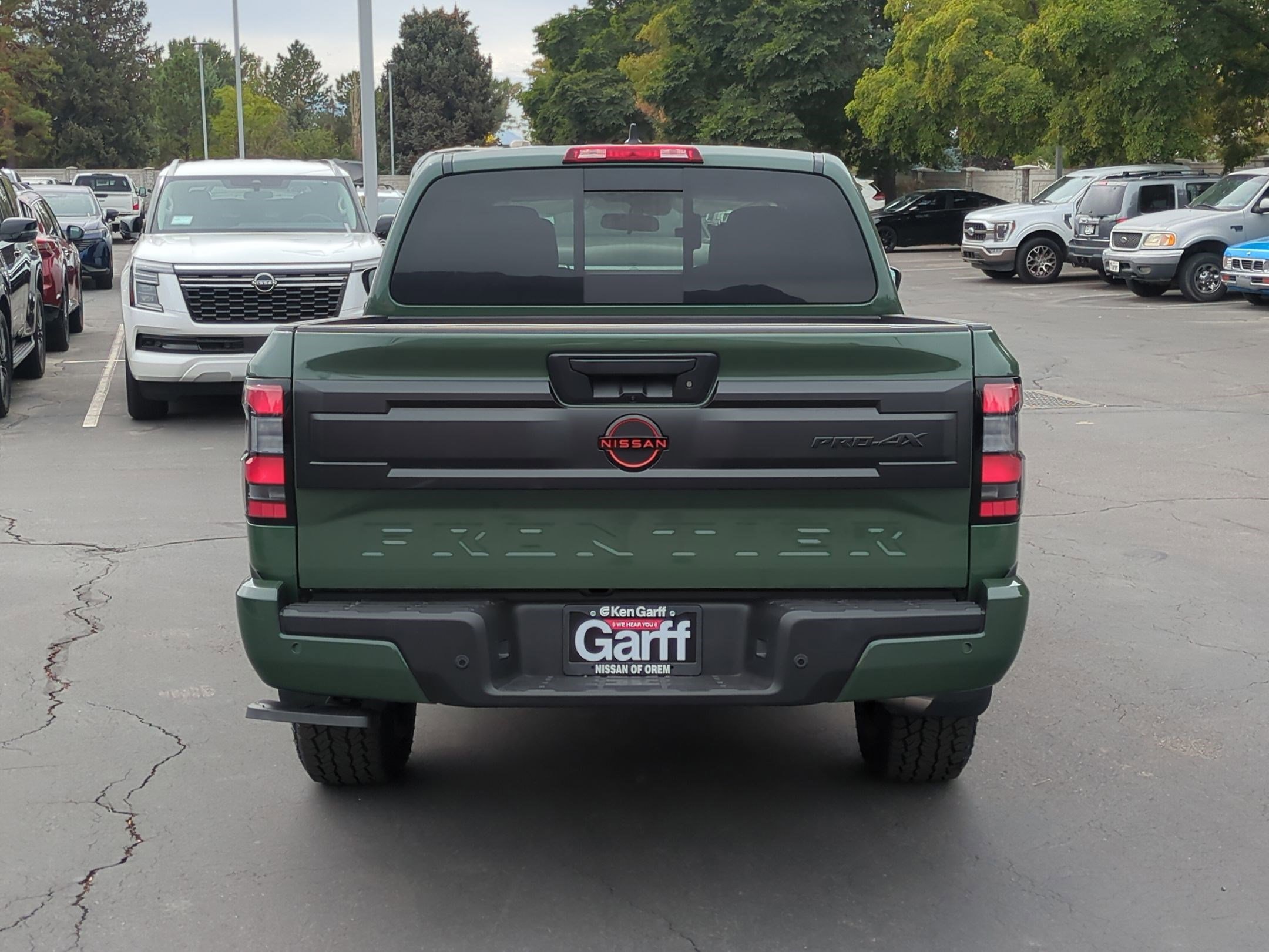 2025 Nissan Frontier Crew Cab PRO-4X photo 4