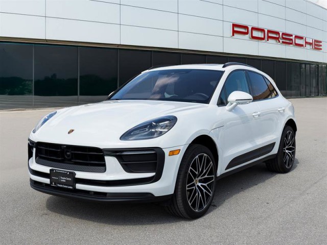 Certified Pre-Owned 2024 Porsche Macan AWD
