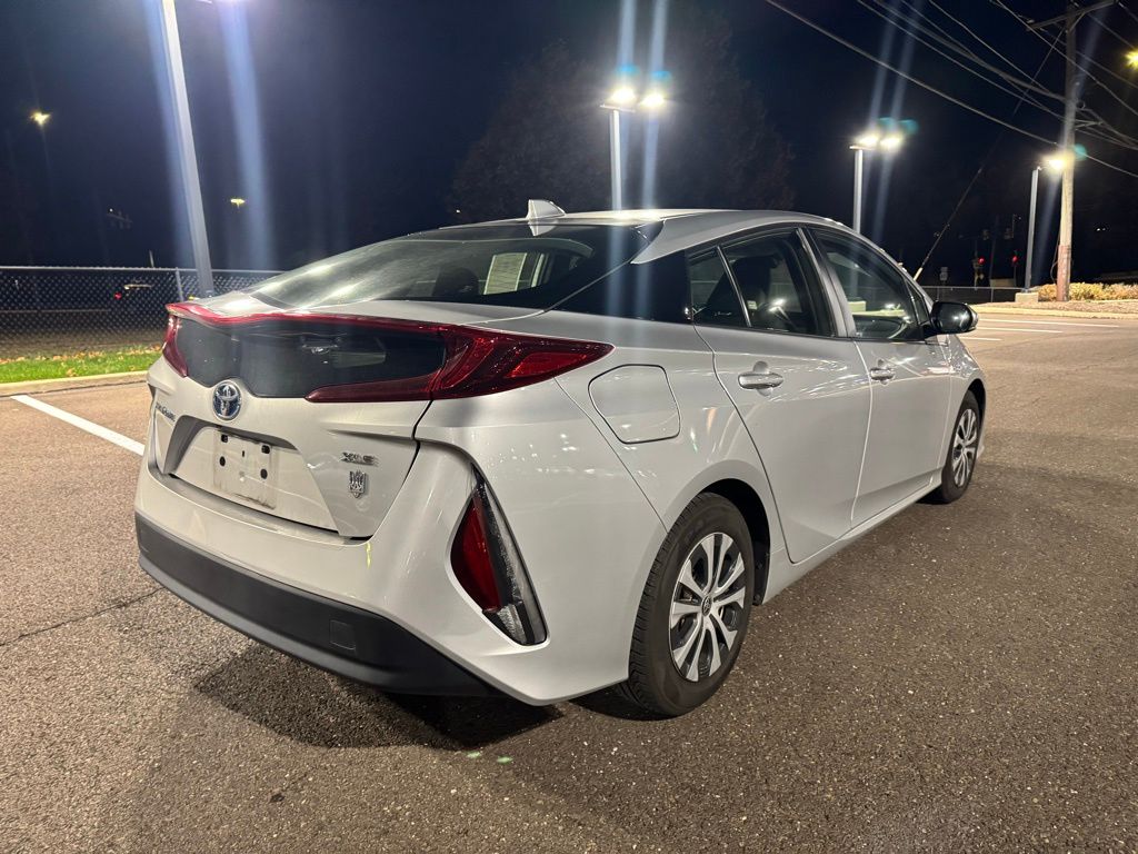 2021 Toyota Prius Prime XLE photo 4