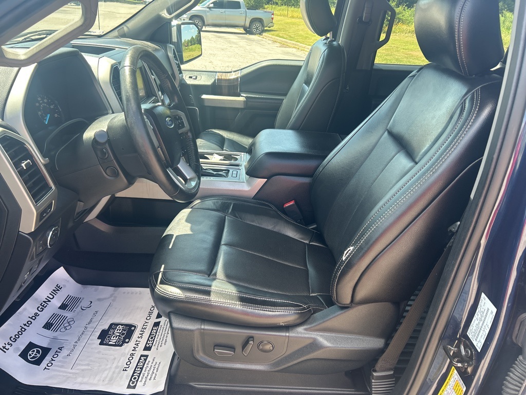 2020 Ford F-150 Lariat photo 10