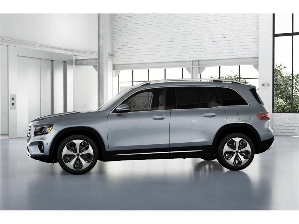 2025 Mercedes Benz GLB 250 photo 33