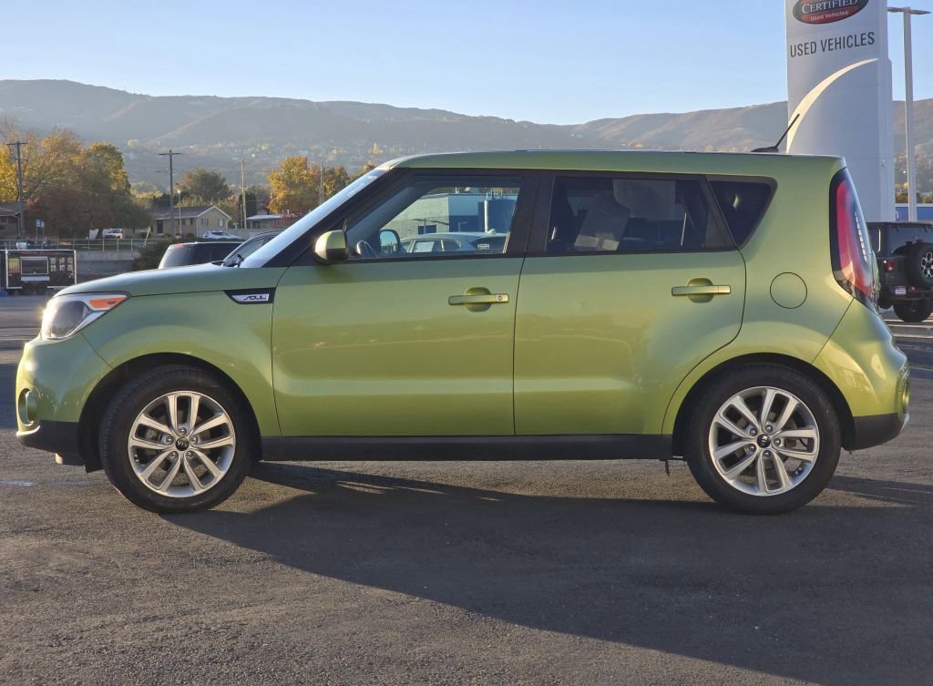 2017 Kia Soul Plus photo 2
