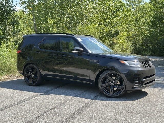 2025 Land Rover Discovery SE photo 3