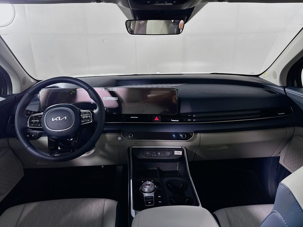 2026 Kia Carnival SX photo 12