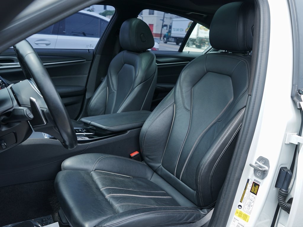 2021 Bmw 530i photo 3