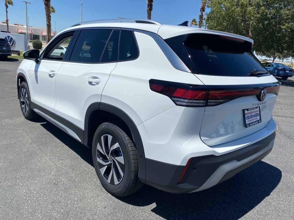 2025 Volkswagen Tiguan S photo 2