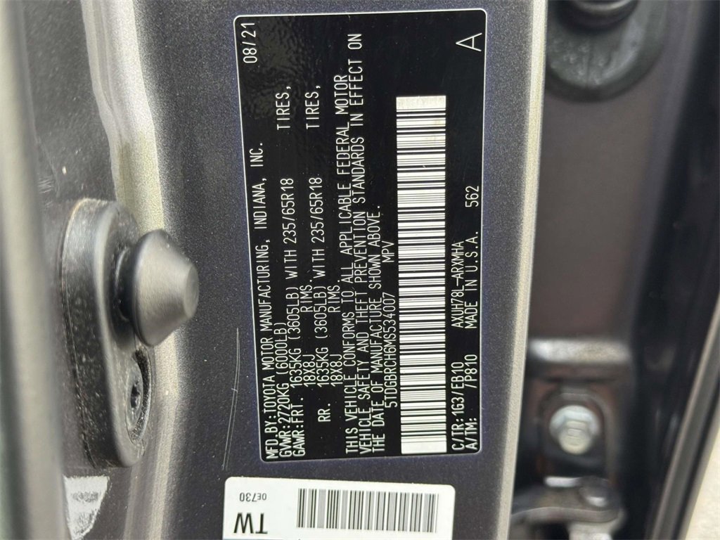 2021 Toyota Highlander Hybrid XLE photo 26