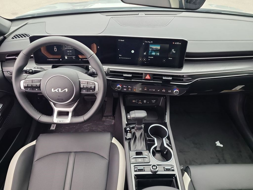 2026 Kia K5 GT-Line photo 14