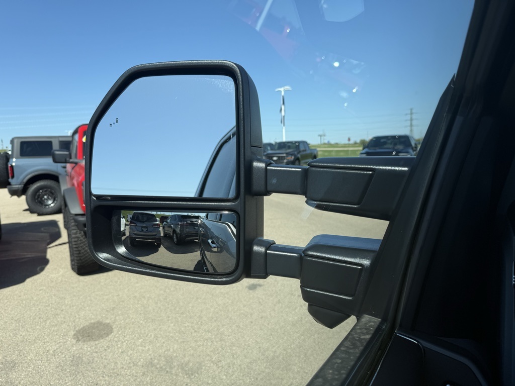 2025 Ford F-150 XLT photo 35