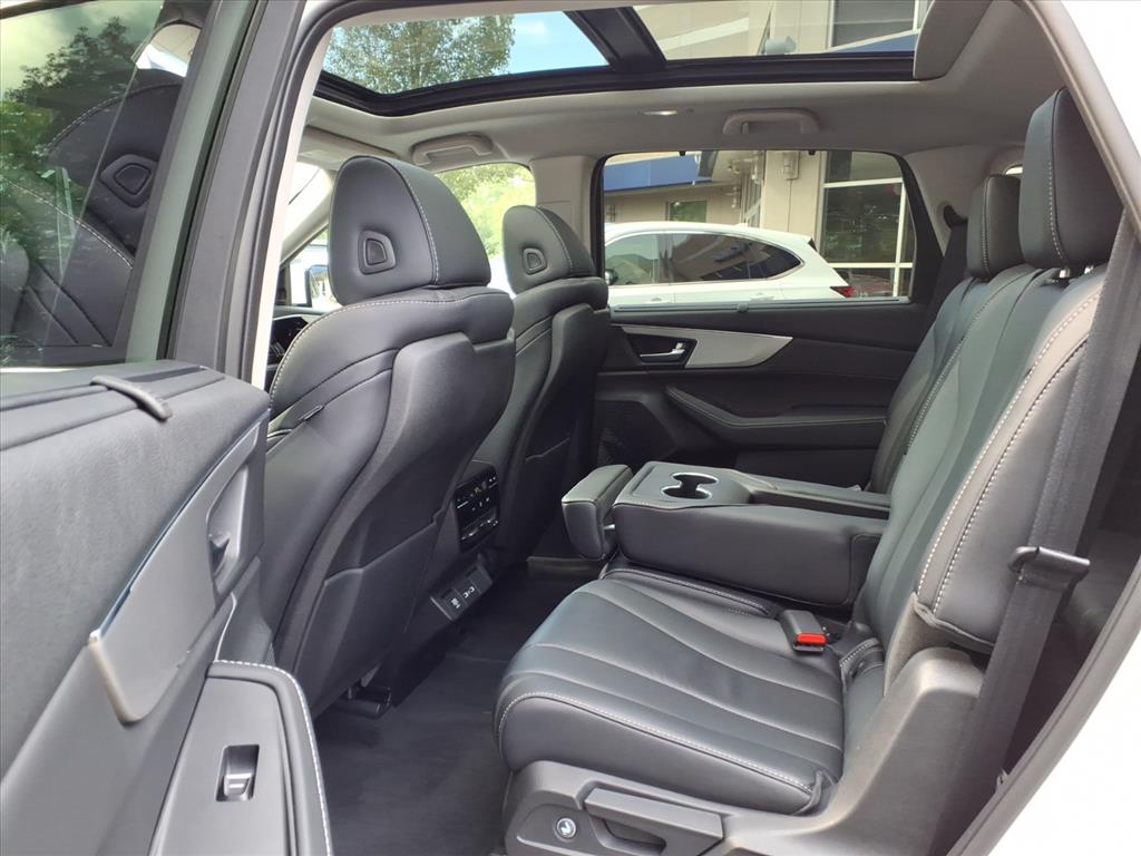 2023 Acura MDX SH-AWD Technology photo 13