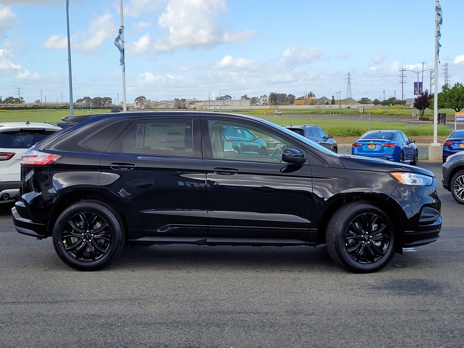 2024 Ford Edge SE photo 4