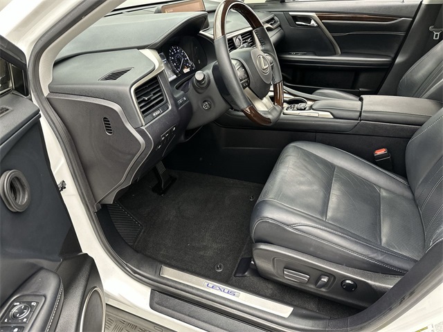 2019 Lexus RX 450h photo 3