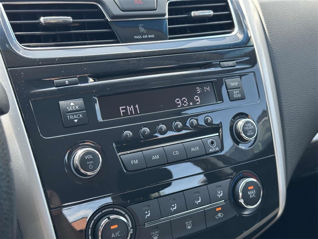 Used 2015 Nissan Altima S with VIN 1N4AL3AP7FN399757 for sale in Fairfax, VA