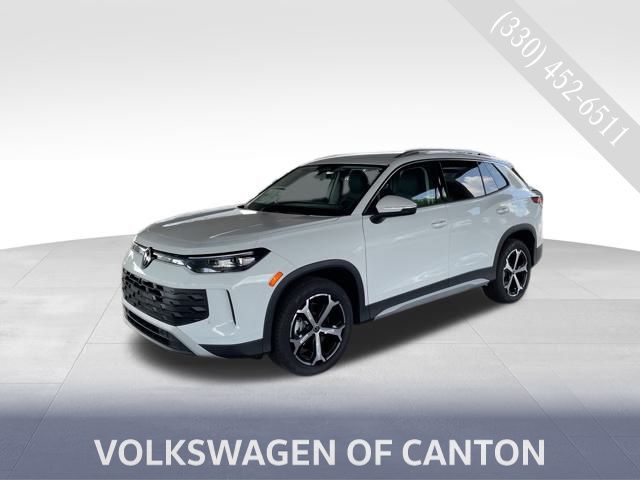 2025 Volkswagen Tiguan SE's photo