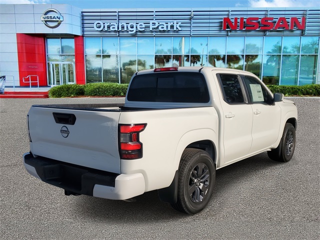 2026 Nissan Frontier Crew Cab SV photo 2