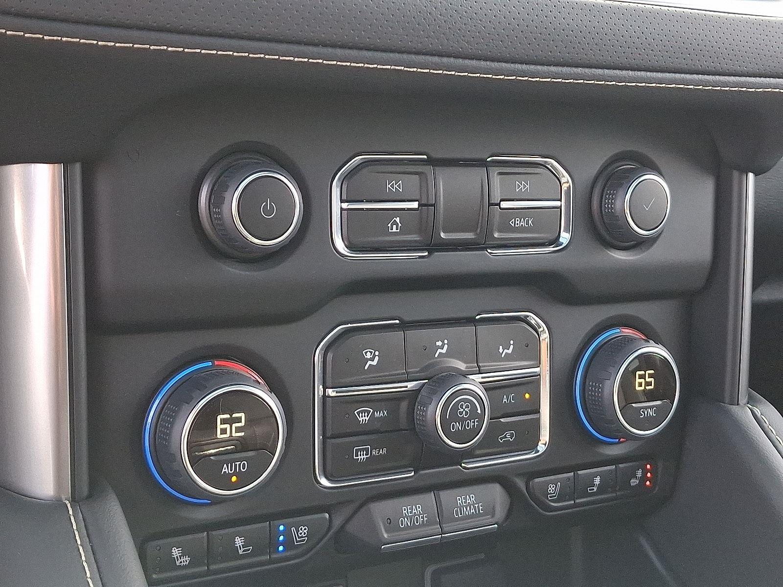 2024 Chevrolet Suburban Premier photo 20