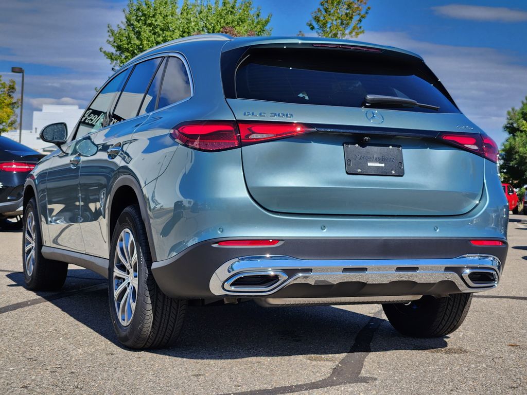 2026 Mercedes Benz GLC 300 4MATIC photo 6
