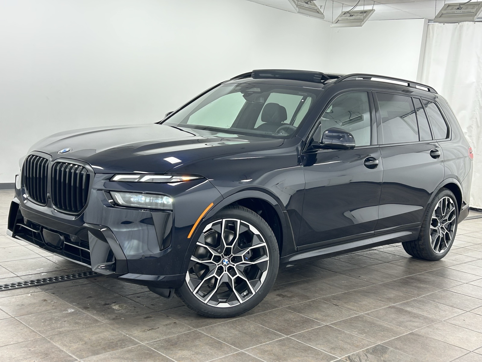 2026 BMW X7 40i's photo