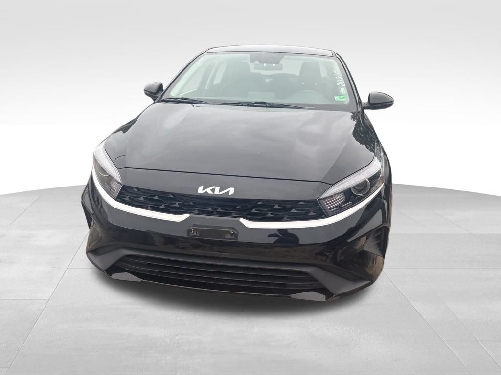 2023 Kia Forte LXS photo 5