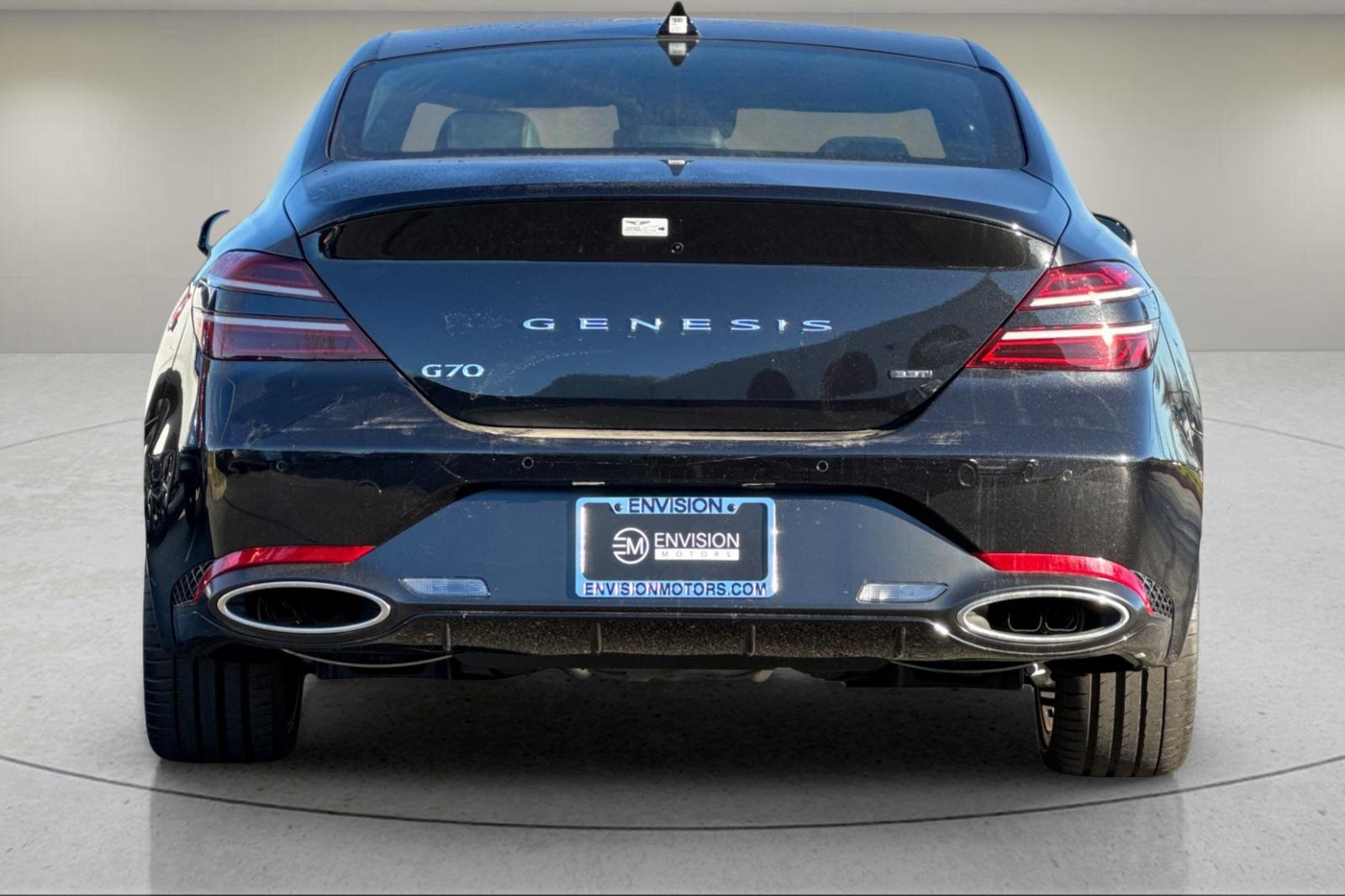 2025 Genesis G70 3.3T Sport Advanced photo 4
