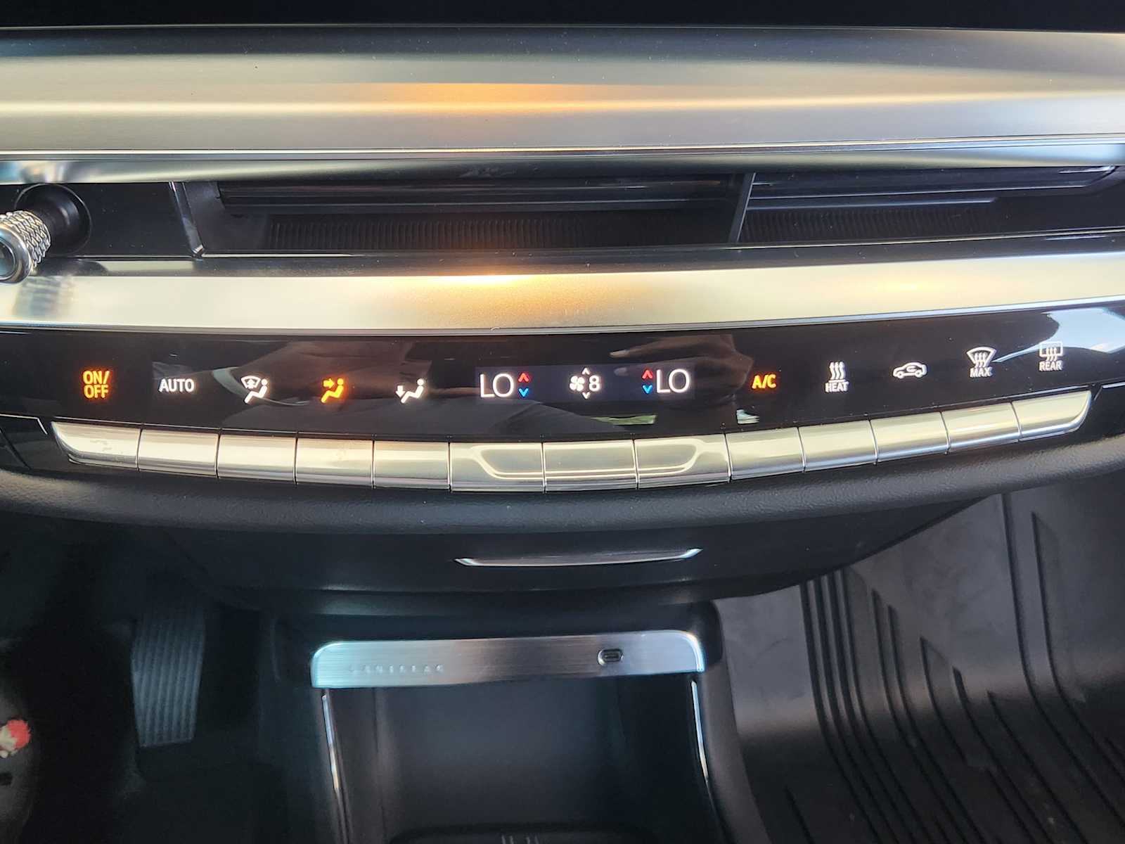 2025 Cadillac Lyriq Sport photo 13