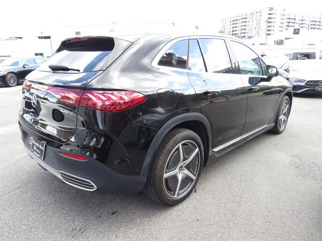 2023 Mercedes Benz EQE SUV 500 4MATIC photo 4
