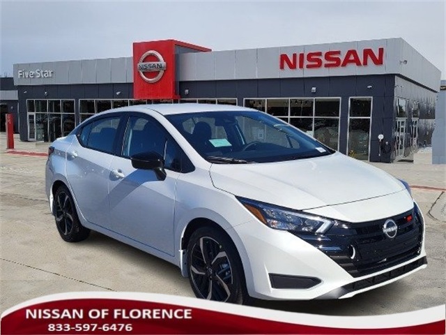 2025 Nissan Versa Sedan SR's photo