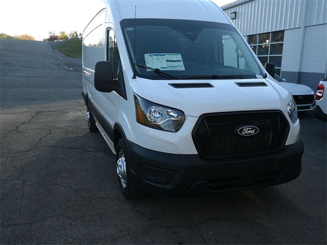 2026 Ford Transit Cargo Van photo 4