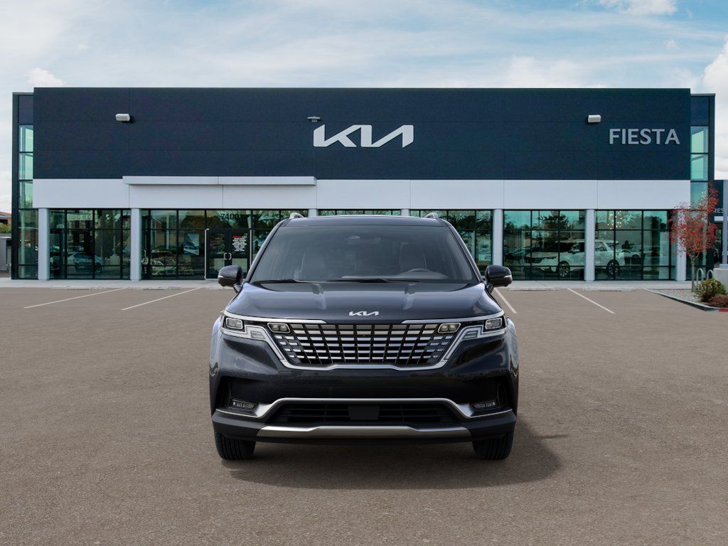 2024 Kia Carnival SX Prestige photo 2