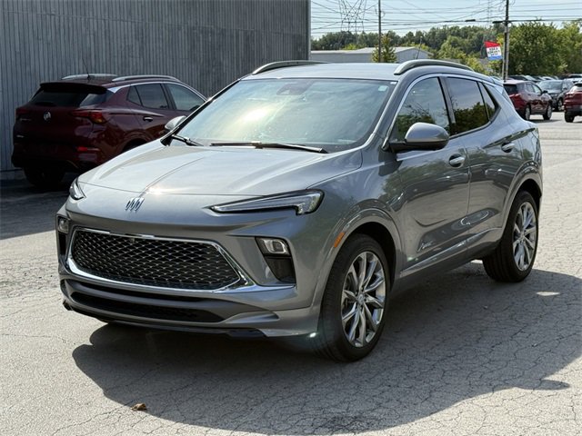 2024 Buick Encore GX Avenir photo 3