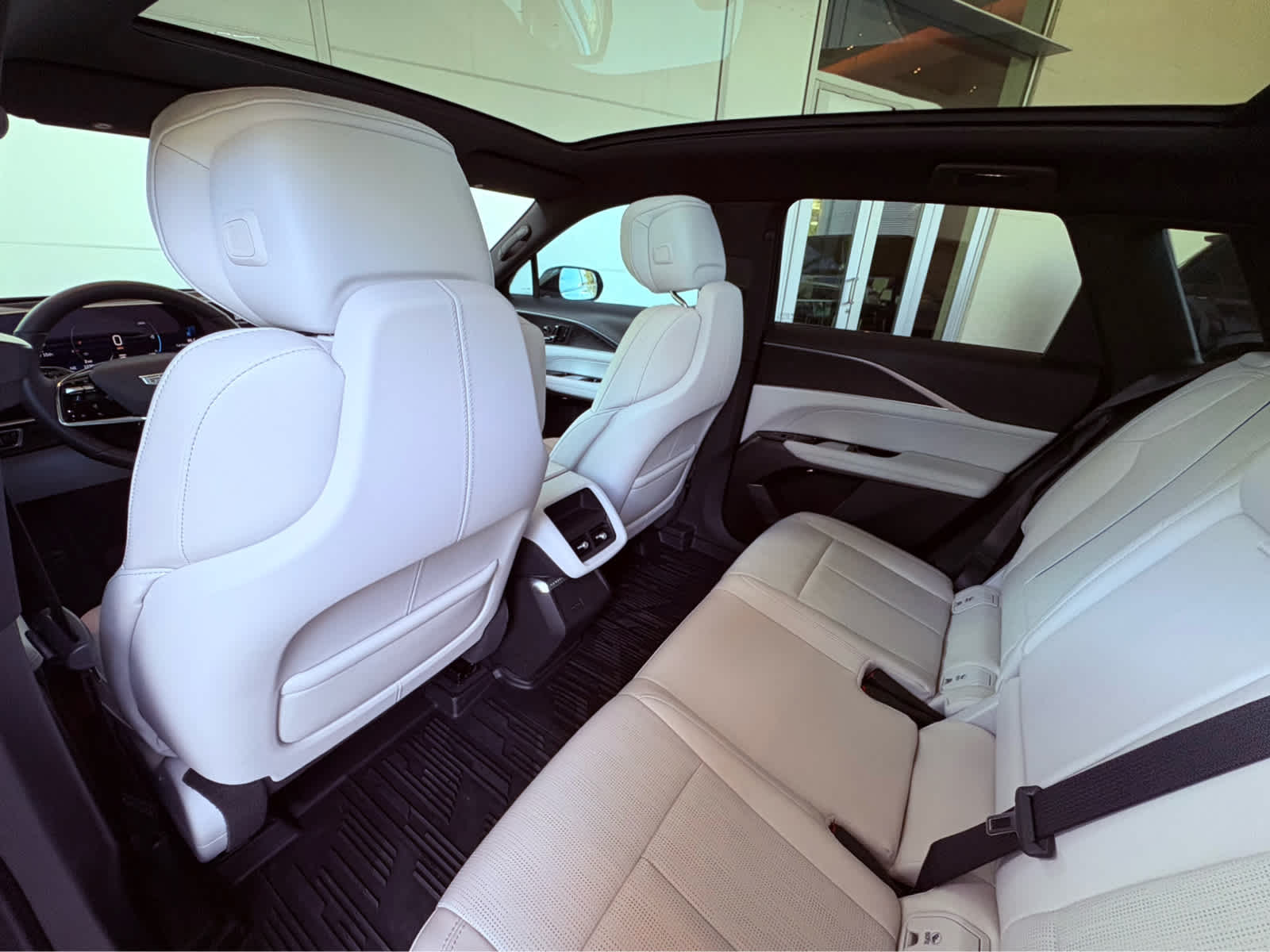 2025 Cadillac Lyriq Sport photo 23