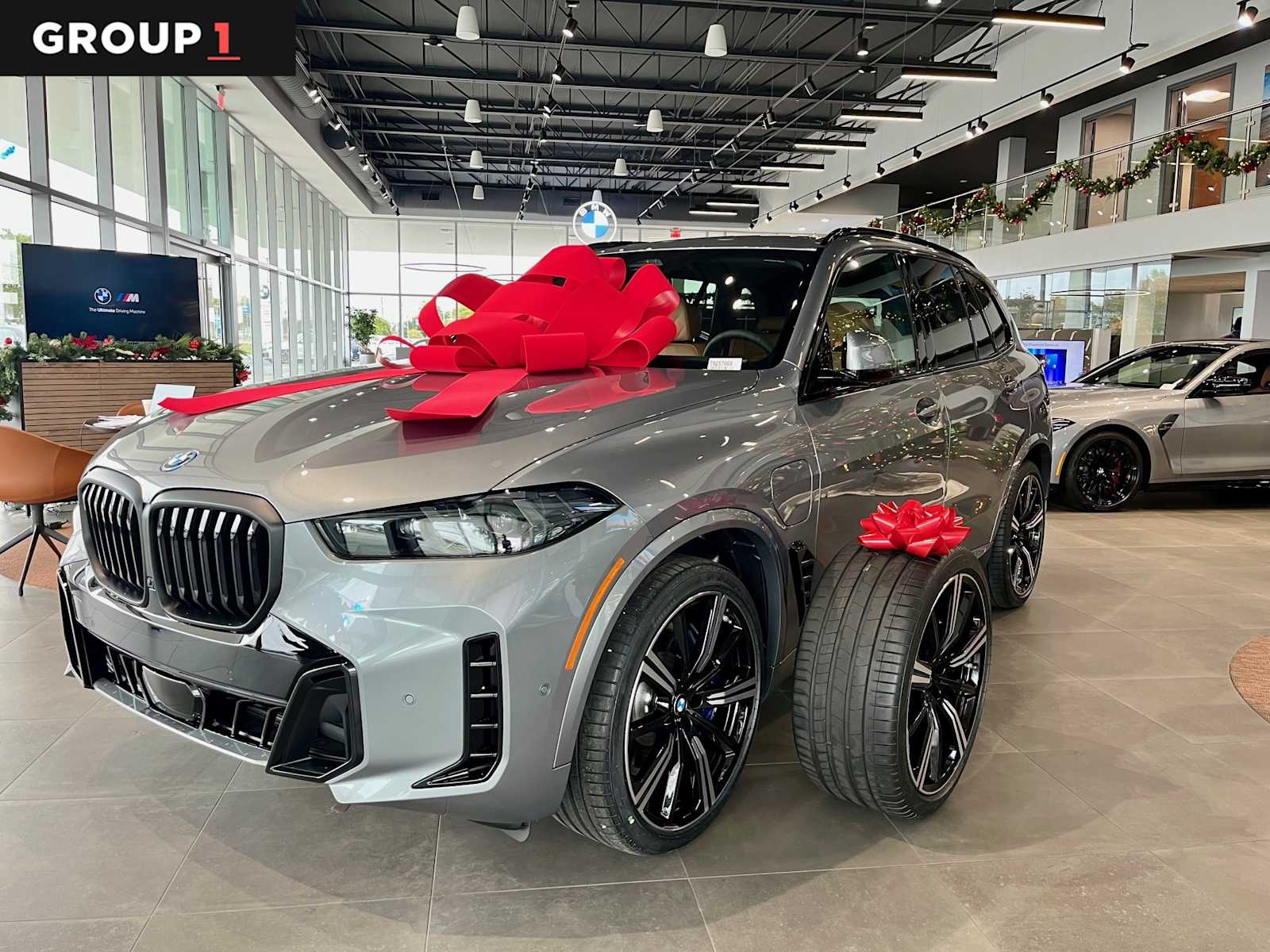 2026 BMW X5 50e's photo