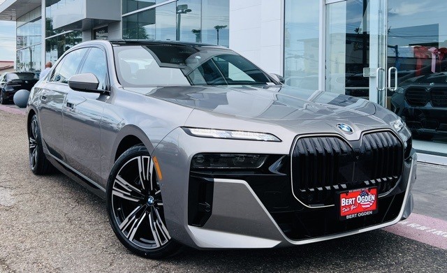 2025 BMW 7 Series 760i xDrive