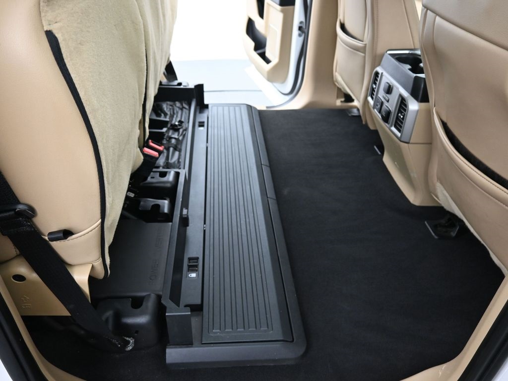 2020 Ford F-350 photo 28