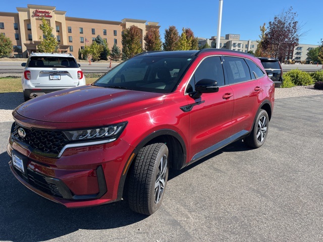 2021 Kia Sorento EX photo 3