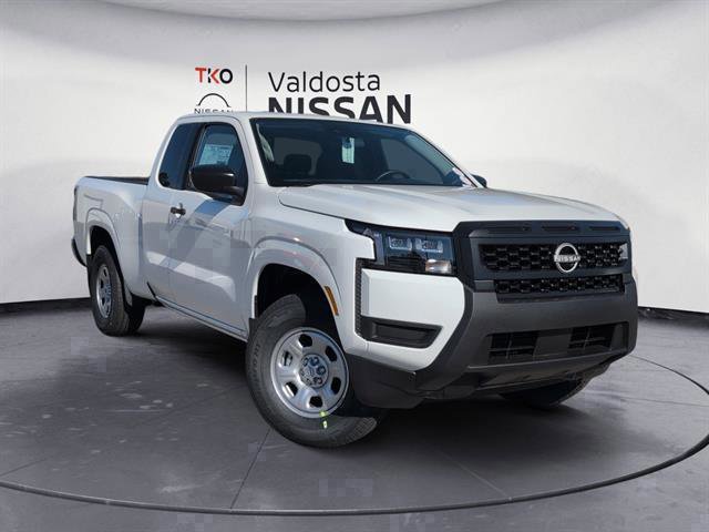 2026 Nissan Frontier S's photo