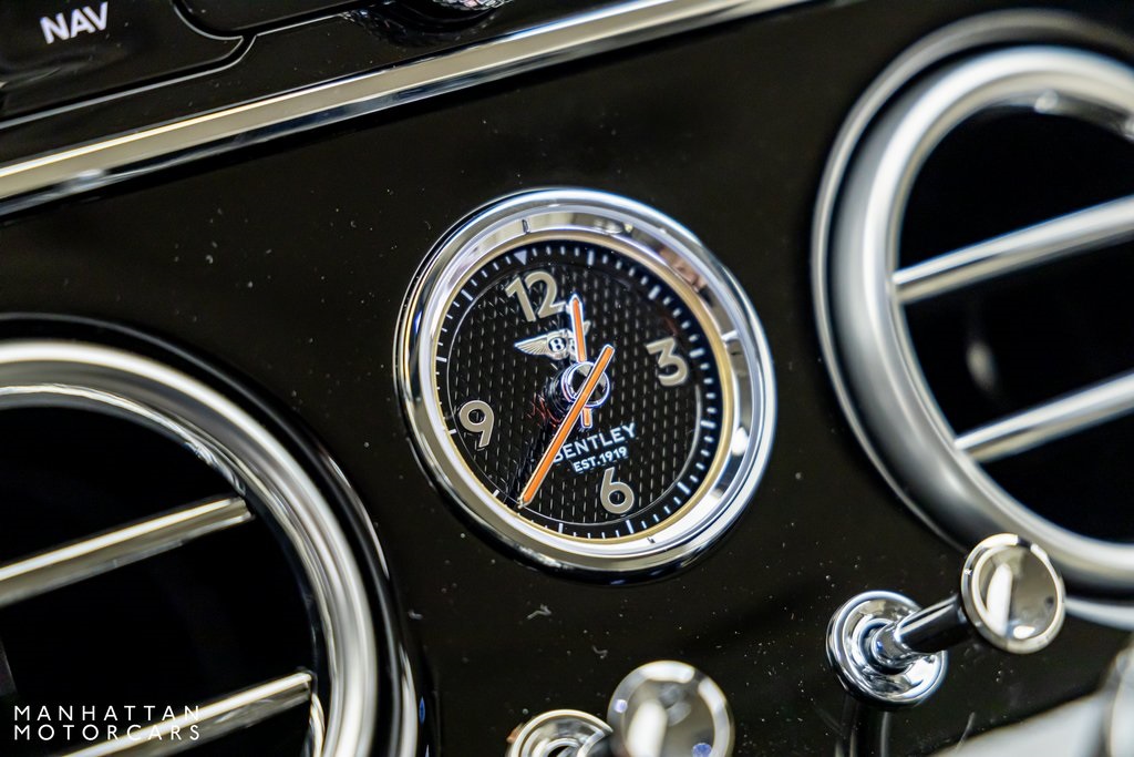 2024 Bentley Continental GT V8 photo 17