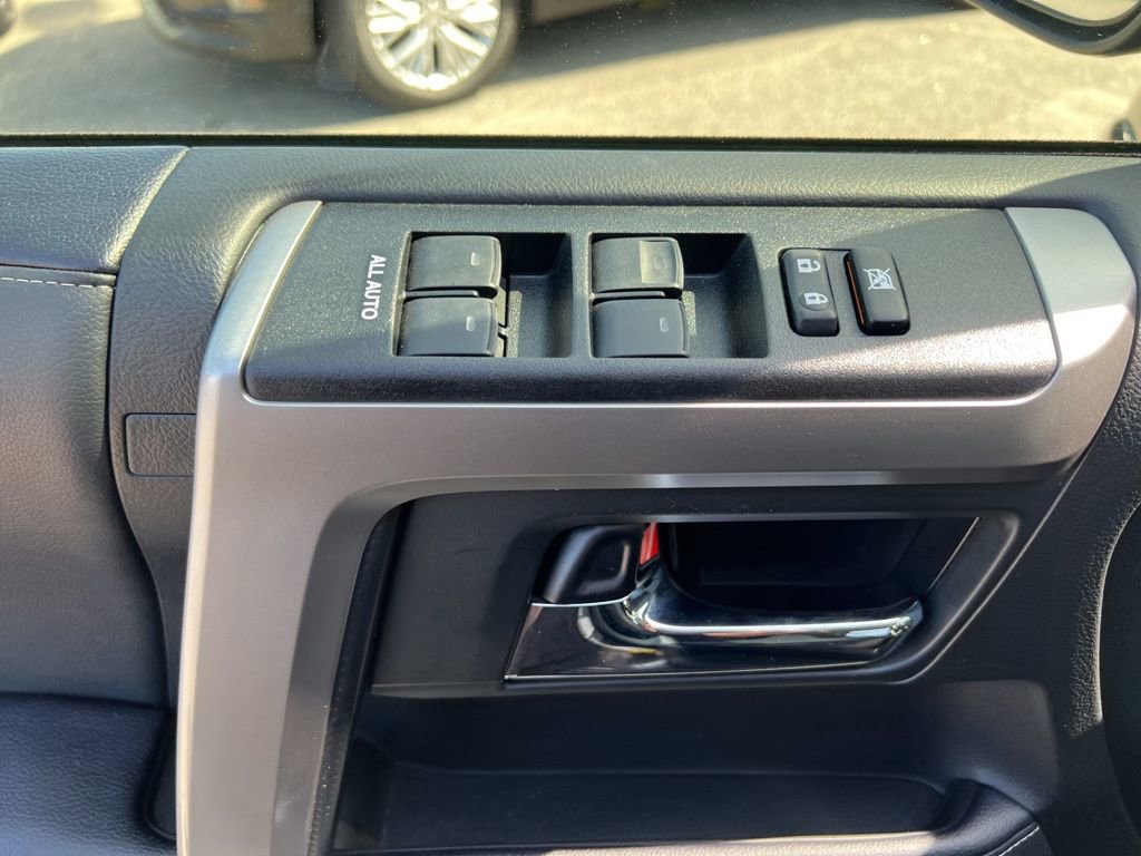 2022 Toyota 4Runner SR5 photo 19