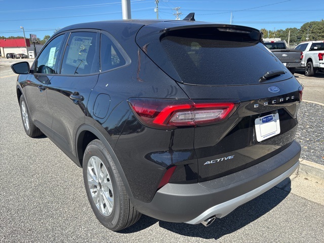 2026 Ford Escape Active photo 3