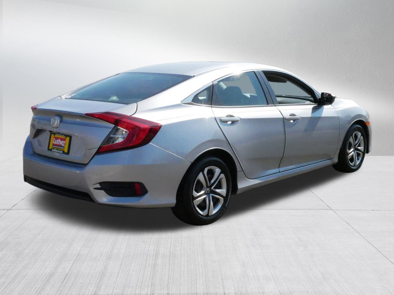 2016 Honda Civic LX photo 7