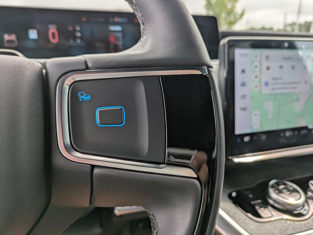 2025 Ford Expedition photo 35